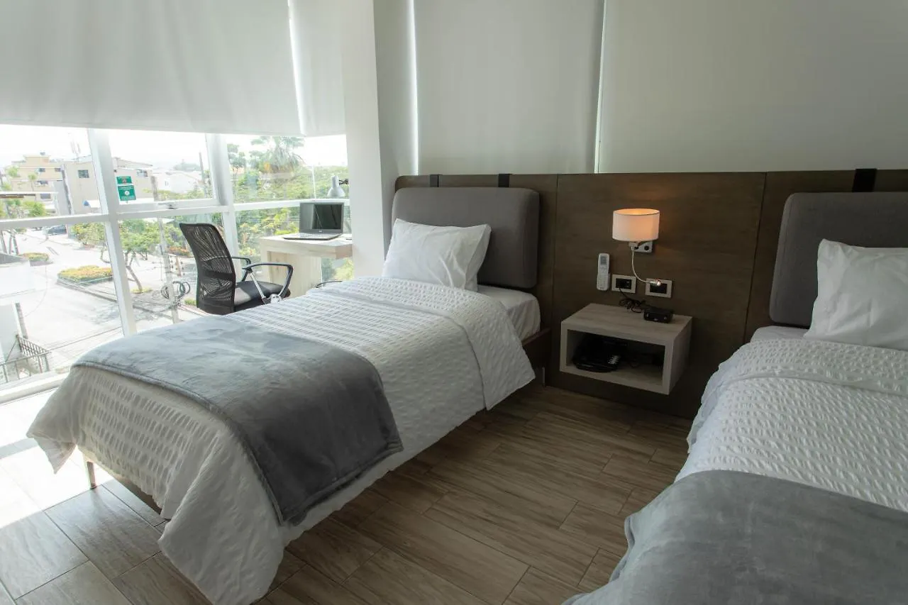 Hotel Puerto Pacifico Guayaquil Airport 4*,