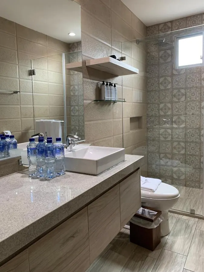 Hotel Puerto Pacifico Guayaquil Airport Ekvádor